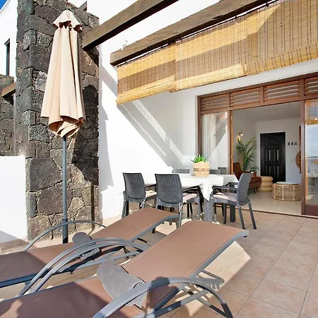 Perla Del Playa Grande Apartment Tias Exterior photo